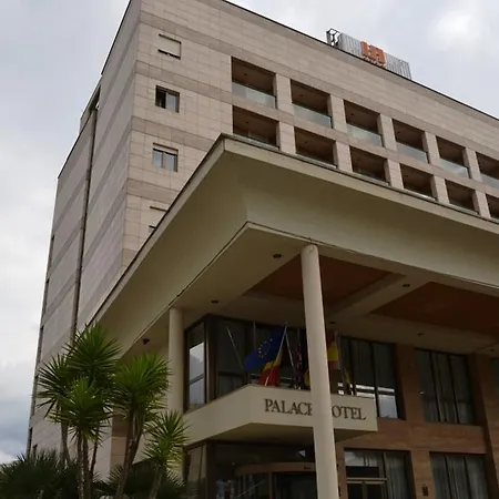 מלון Palace מטרה