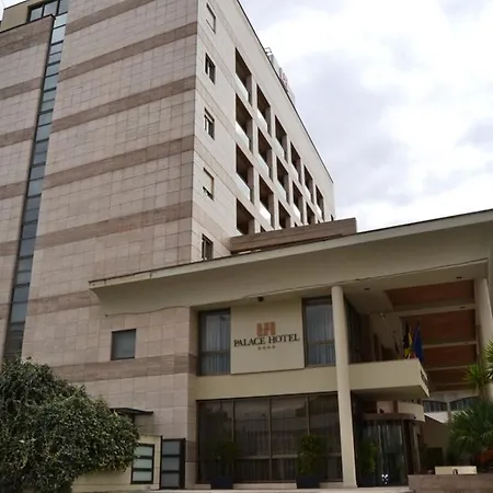 호텔 Palace