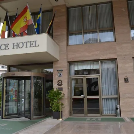 Palace 4* Matera