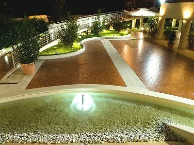 Palace 4*