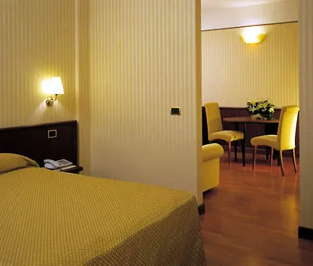 Palace 4*